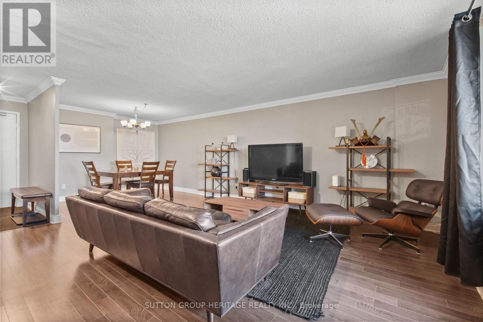 706 - 1 Royal Orchard Boulevard, Markham, Ontario  L3T 3C2 - Photo 6 - N12147837