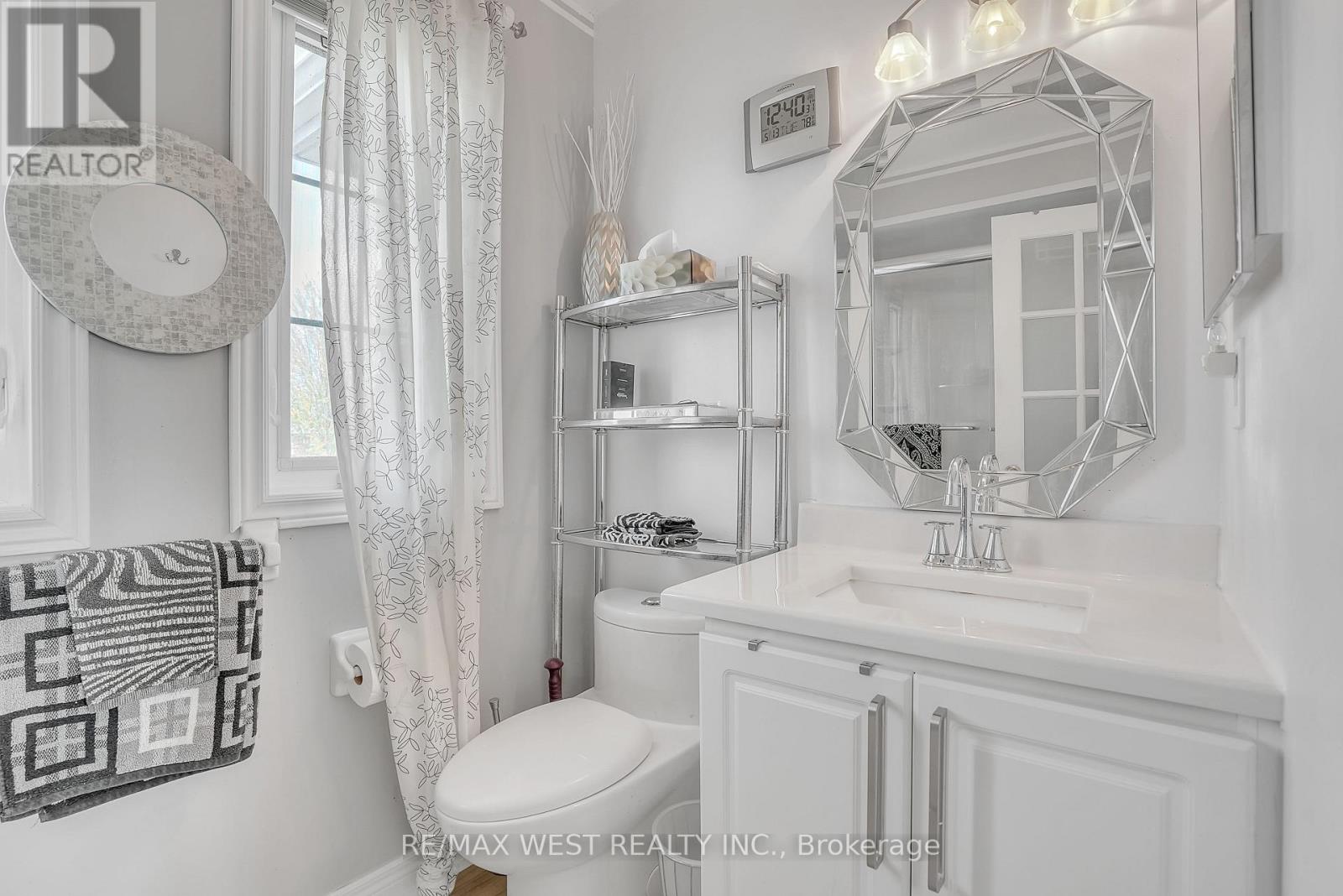 19 Darling Crescent, New Tecumseth (Alliston), Ontario  L9R 1P7 - Photo 6 - N12147843