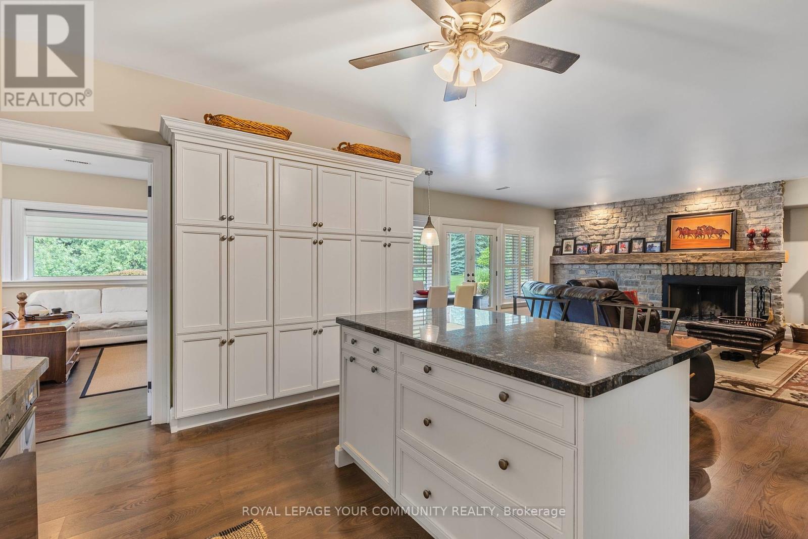 25 Riverstone Court, East Gwillimbury, Ontario  L0G 1V0 - Photo 38 - N12147860