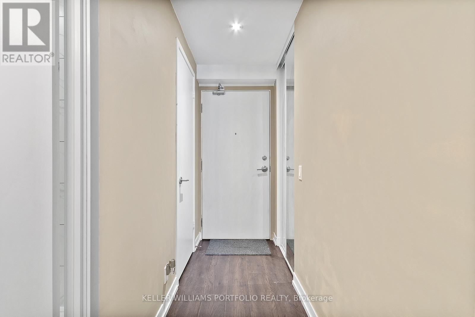 4207 - 898 Portage Parkway, Vaughan, Ontario  L4K 0J6 - Photo 6 - N12147864