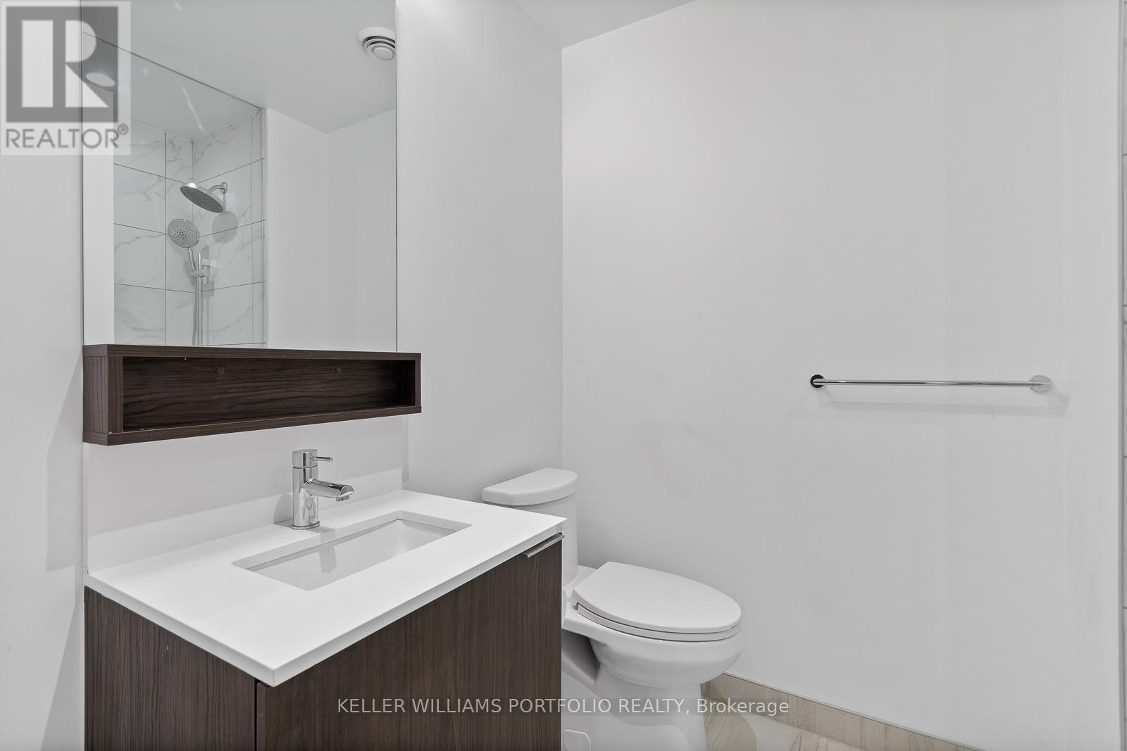 4207 - 898 Portage Parkway, Vaughan, Ontario  L4K 0J6 - Photo 7 - N12147864