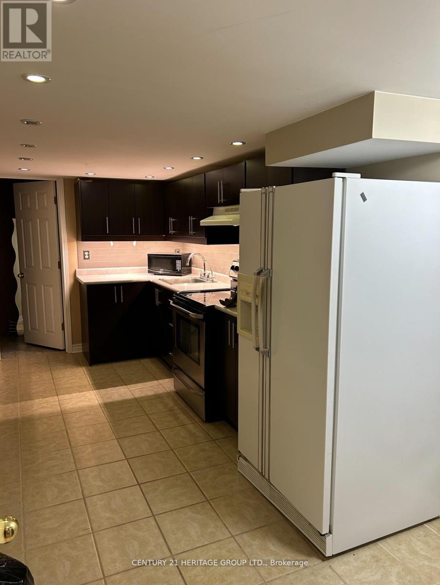 Bsmt - 362 Gilpin Drive, Newmarket, Ontario  L3X 3H2 - Photo 2 - N12147878