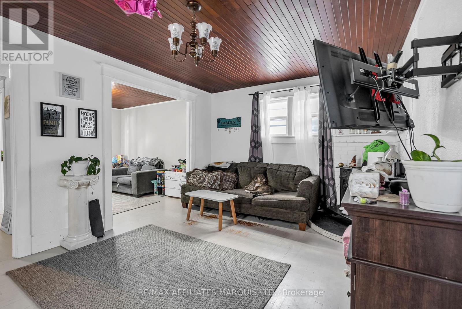 Property at 316 MCCONNELL AVENUE image 3