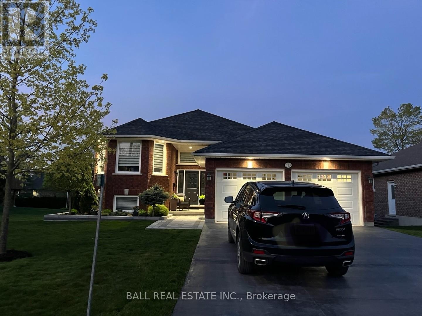 Property at 313 WOODWARD AVENUE image 2
