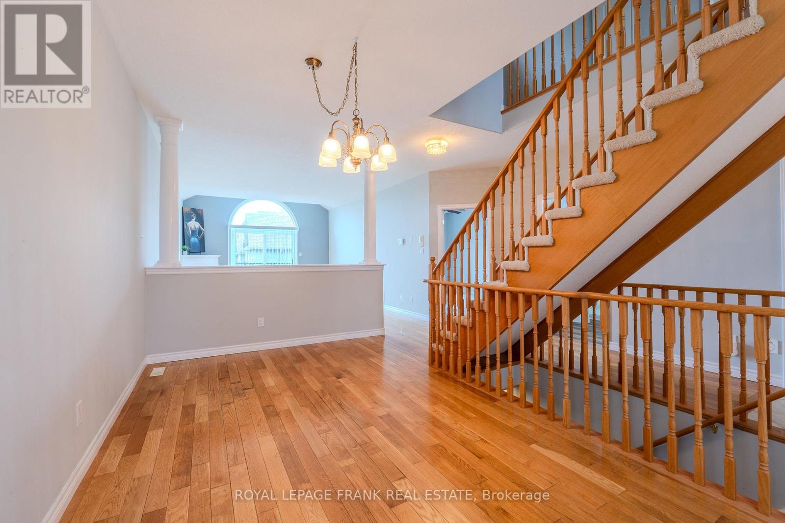 9 Eglington Street, Kawartha Lakes, Ontario  K9V 6K6 - Photo 8 - X12147941
