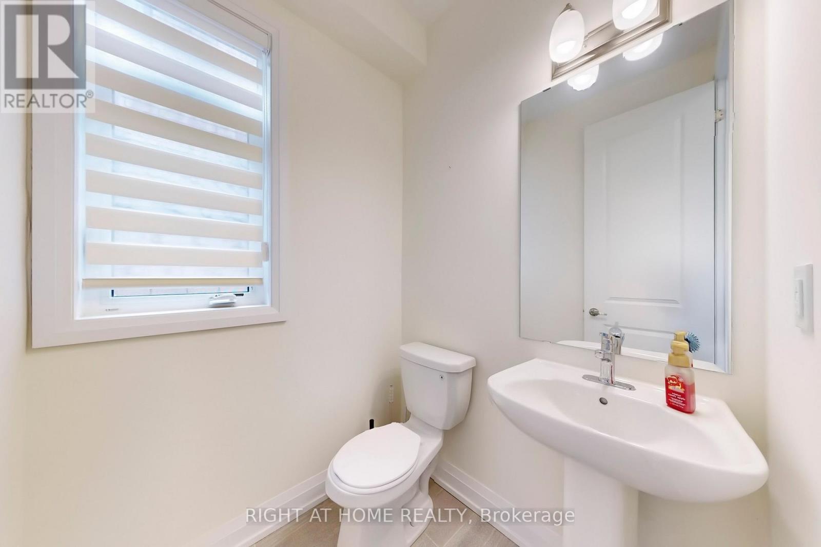 11 Calypso Avenue, Springwater, Ontario  L9X 2E1 - Photo 21 - S12101942