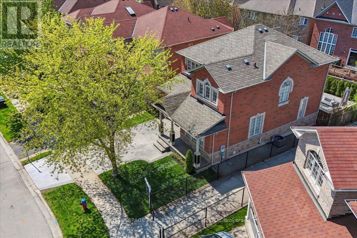 3427 Whilabout Terrace, Oakville, Ontario  L6L 0A7 - Photo 46 - W12147739