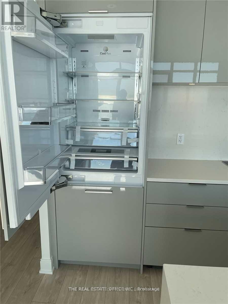 4504 - 70 Annie Craig Drive, Toronto (Mimico), Ontario  M8V 0C4 - Photo 8 - W12147746