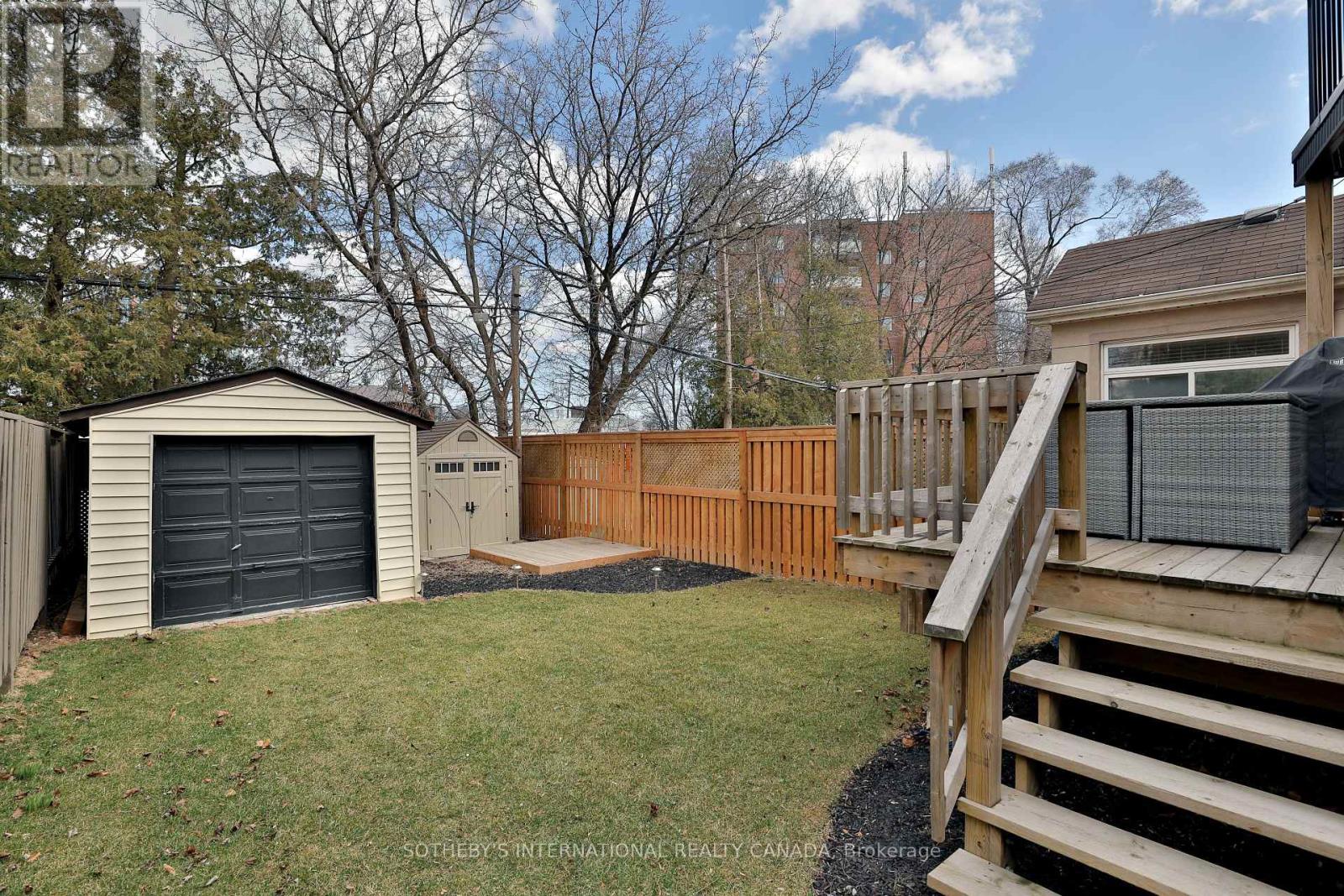 49 Poplar Avenue, Toronto, Ontario  M9B 3R5 - Photo 29 - W12147761