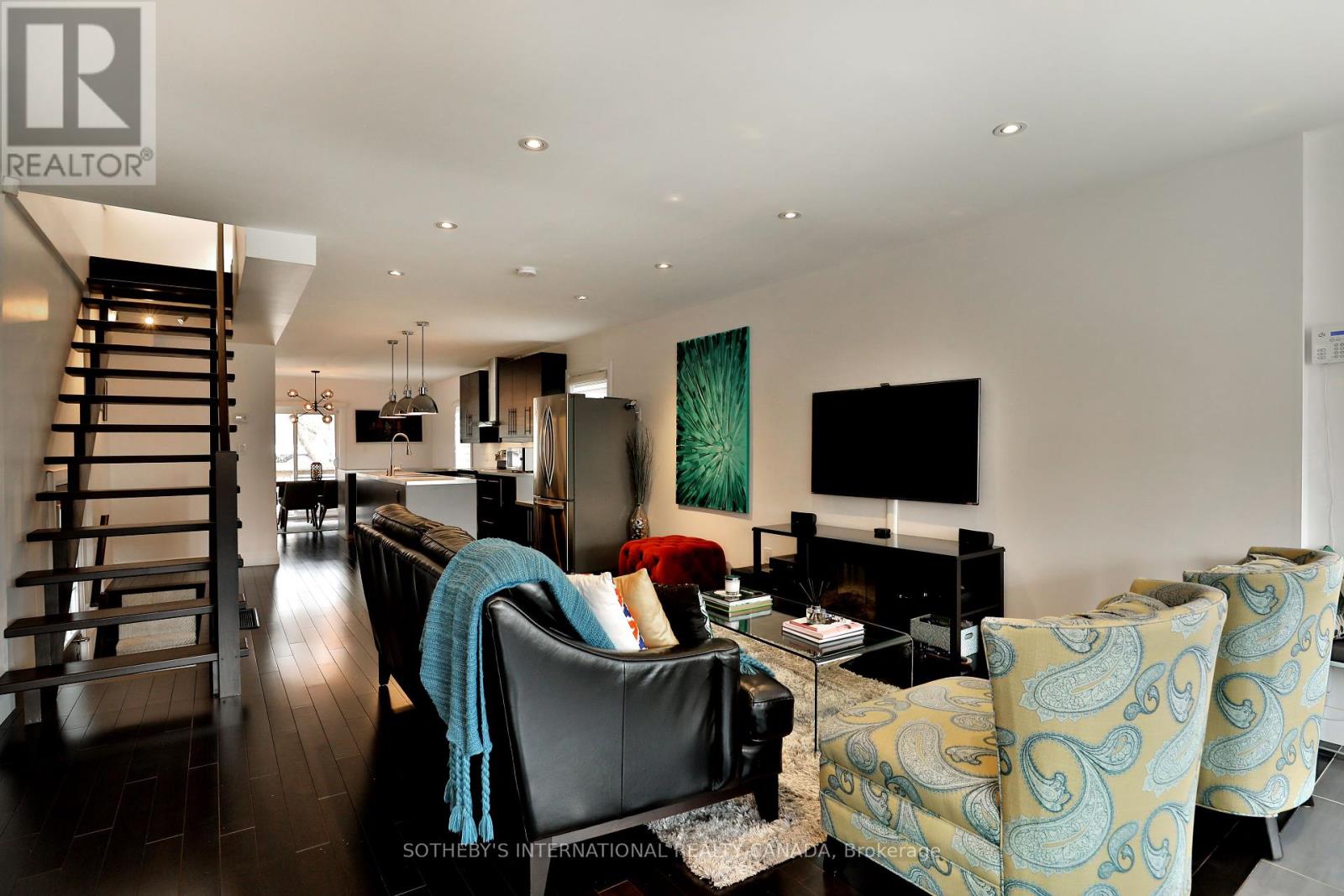 49 Poplar Avenue, Toronto, Ontario  M9B 3R5 - Photo 6 - W12147761