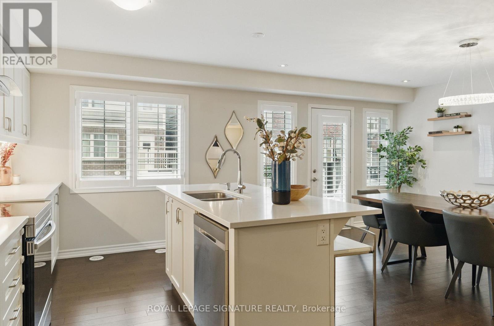 12 - 1222 Rose Way, Milton, Ontario  L9E 1P2 - Photo 14 - W12147764