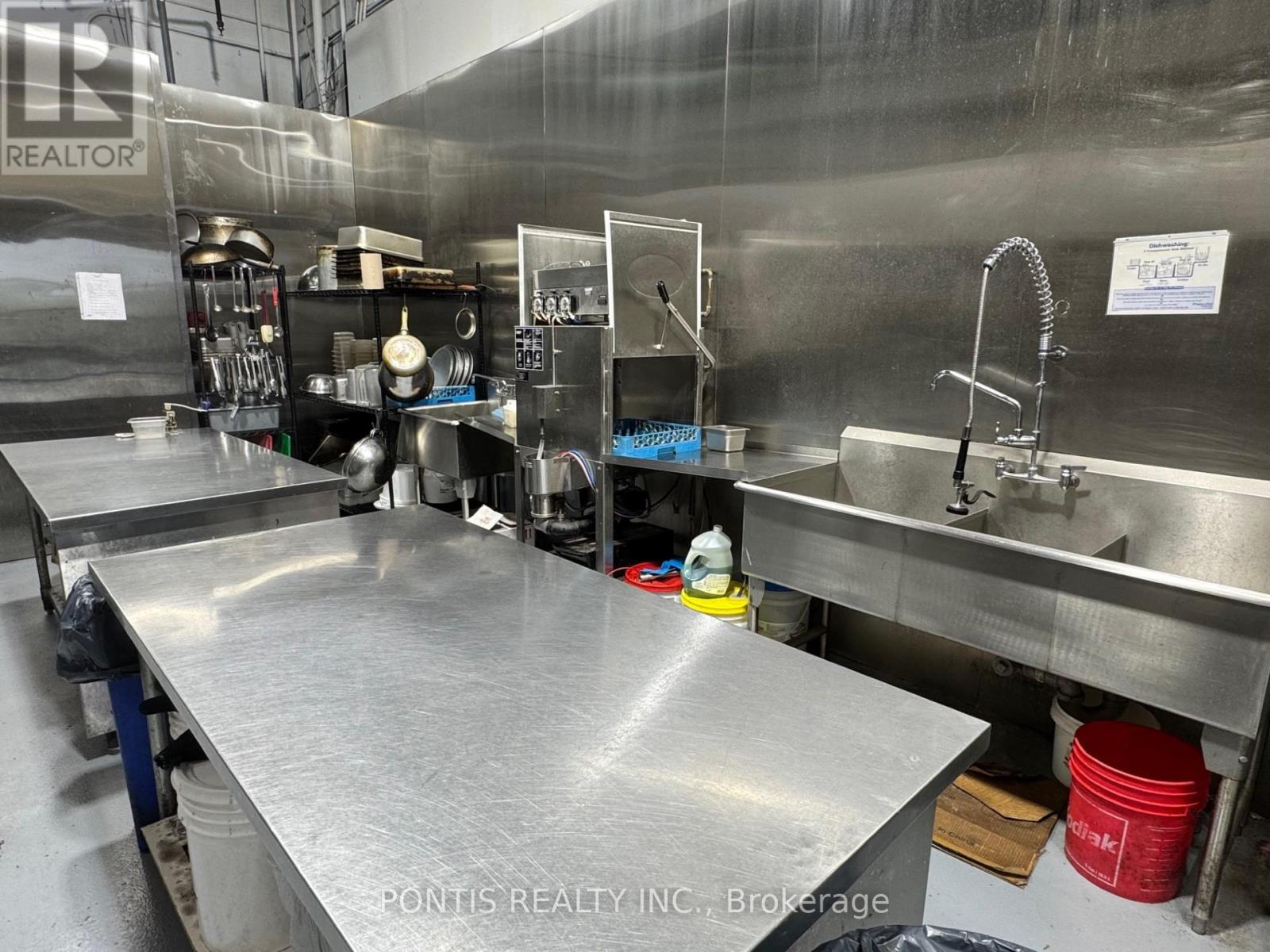 109 - 148 West Drive S, Brampton, Ontario  L6T 5P9 - Photo 2 - W12147784