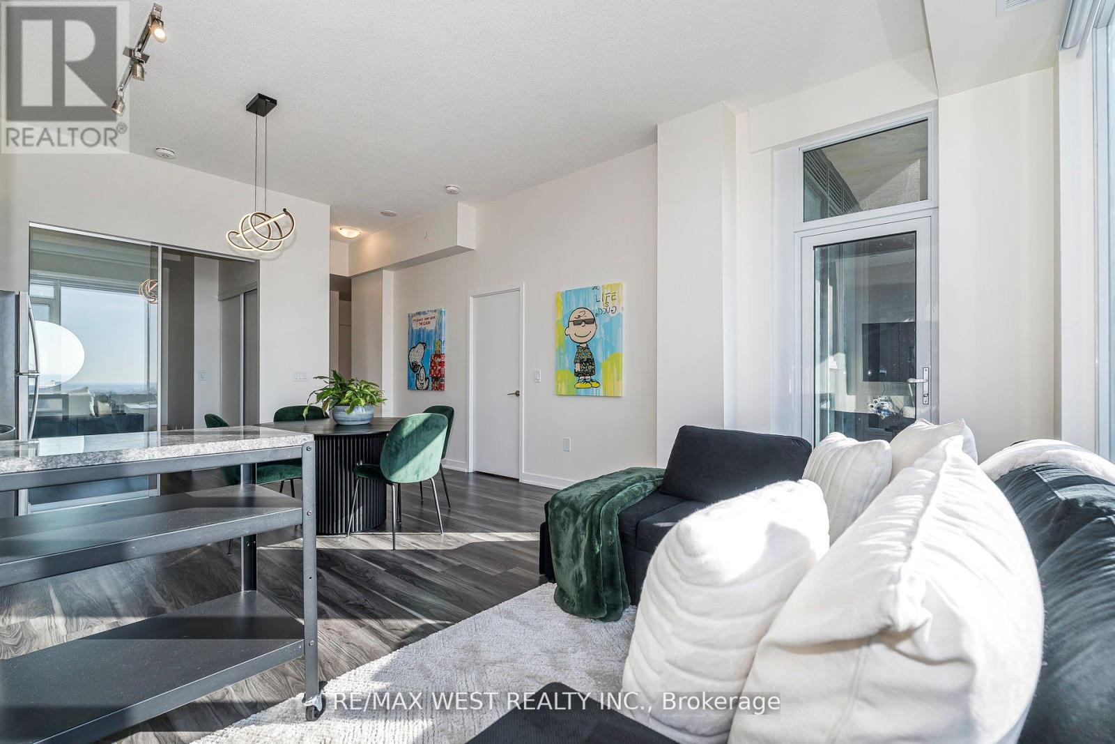813 - 859 The Queensway S, Toronto, Ontario  M8Z 1M8 - Photo 10 - W12147828