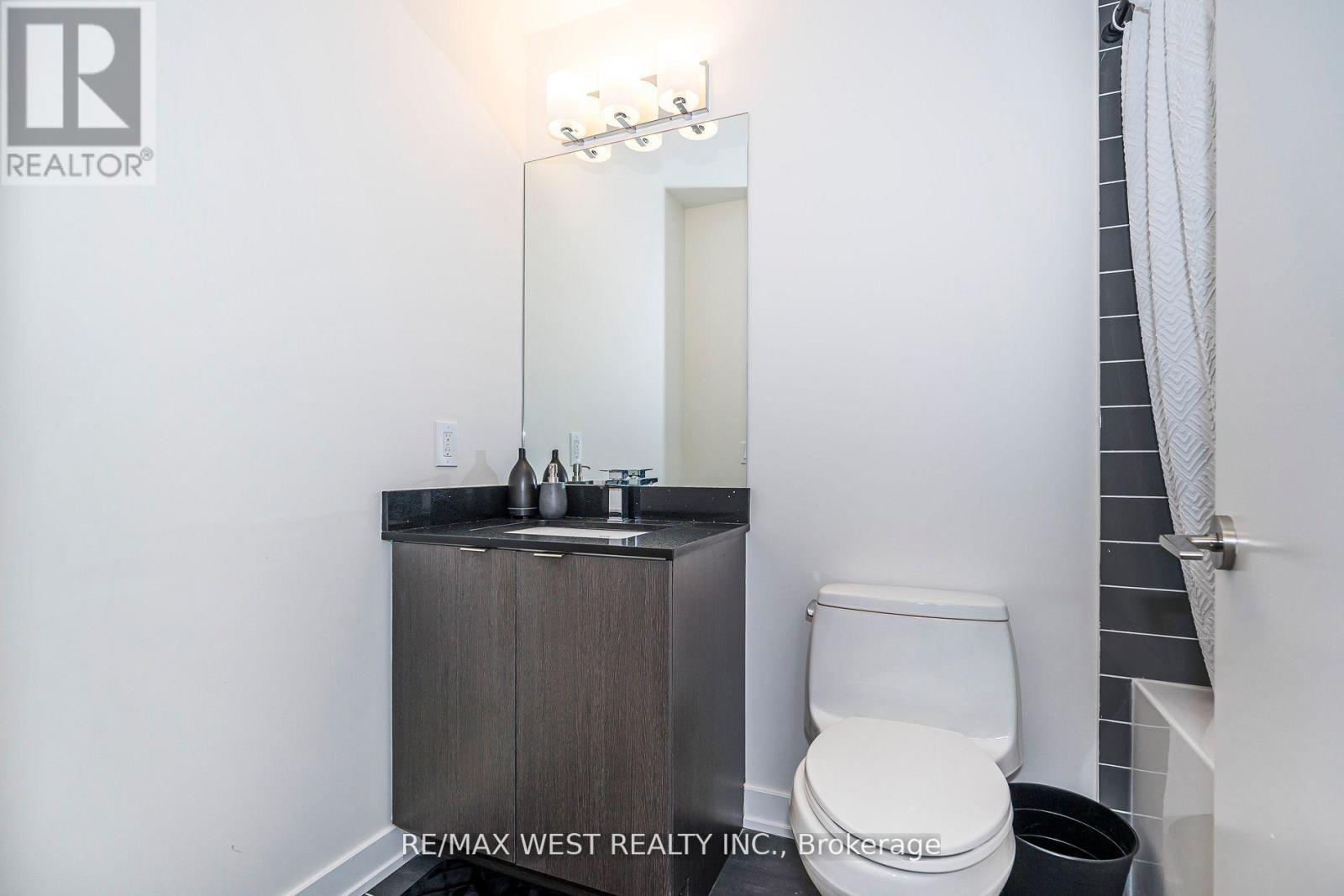 813 - 859 The Queensway S, Toronto, Ontario  M8Z 1M8 - Photo 18 - W12147828