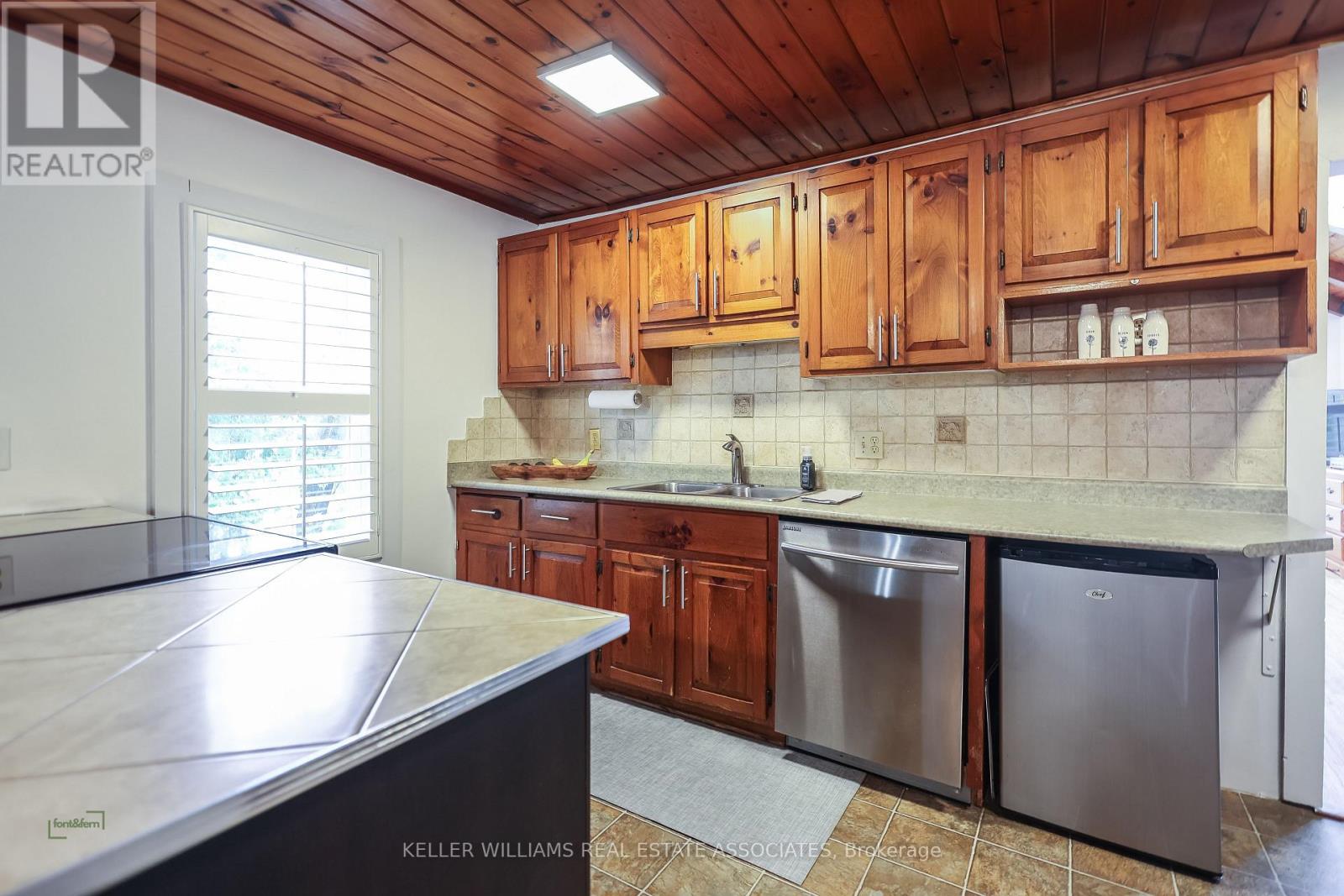 79 Tremaine Road, Milton, Ontario  L9T 2W8 - Photo 4 - W12147851