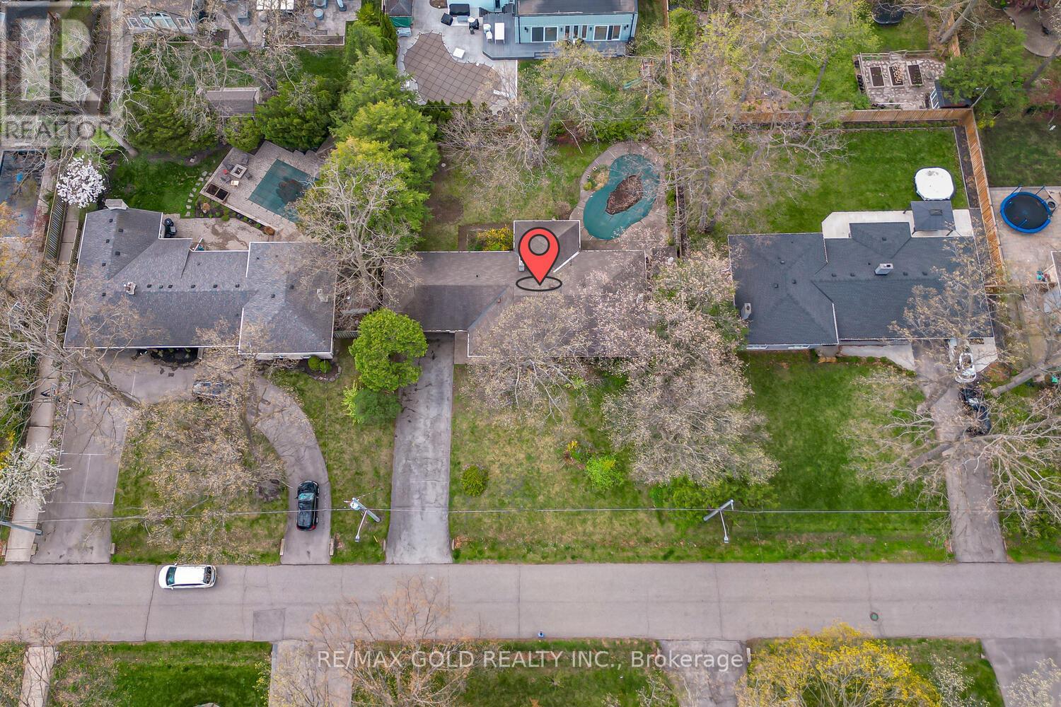 1534 Randor Drive, Mississauga, Ontario  L5J 3C7 - Photo 2 - W12147857