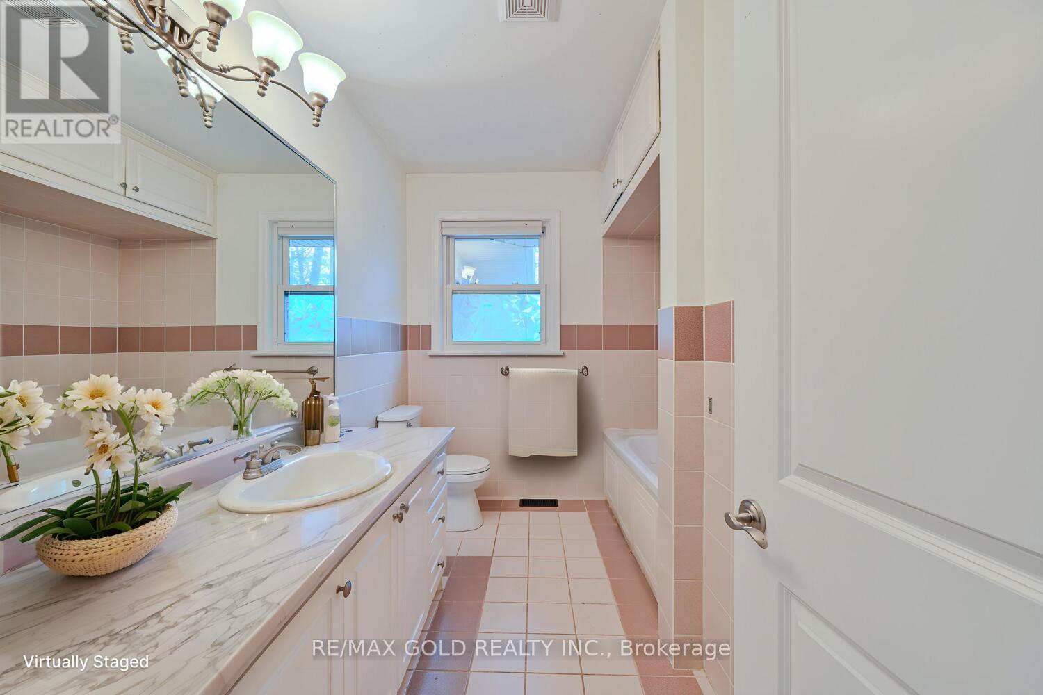 1534 Randor Drive, Mississauga, Ontario  L5J 3C7 - Photo 31 - W12147857