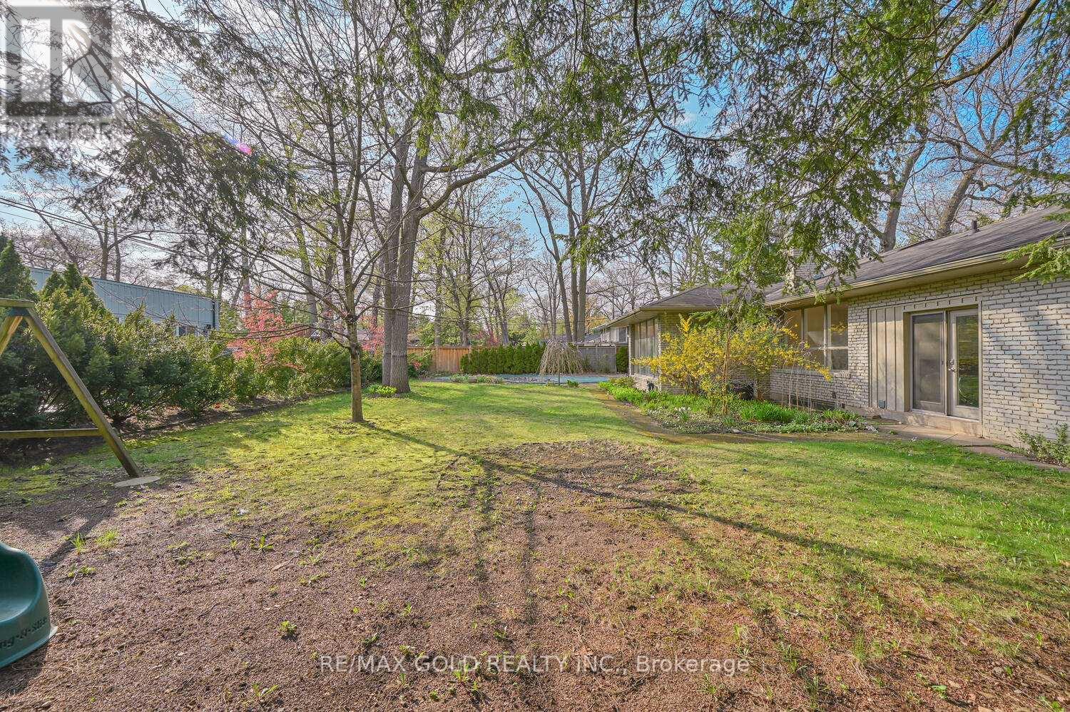 1534 Randor Drive, Mississauga, Ontario  L5J 3C7 - Photo 46 - W12147857