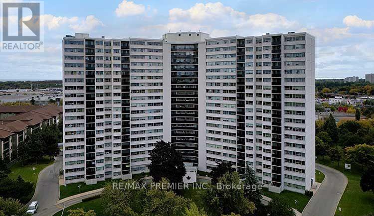 808 - 530 LOLITA GARDENS, Mississauga, Ontario