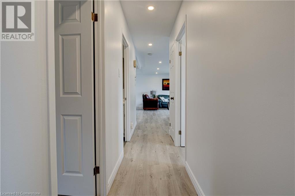 238 Foxhunt Road, Waterloo, Ontario  N2K 2R9 - Photo 32 - 40719299