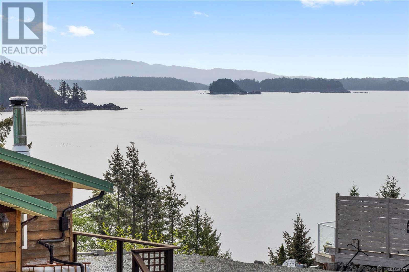 1082 Sixth Ave, Ucluelet, British Columbia  V0R 3A0 - Photo 5 - 999808