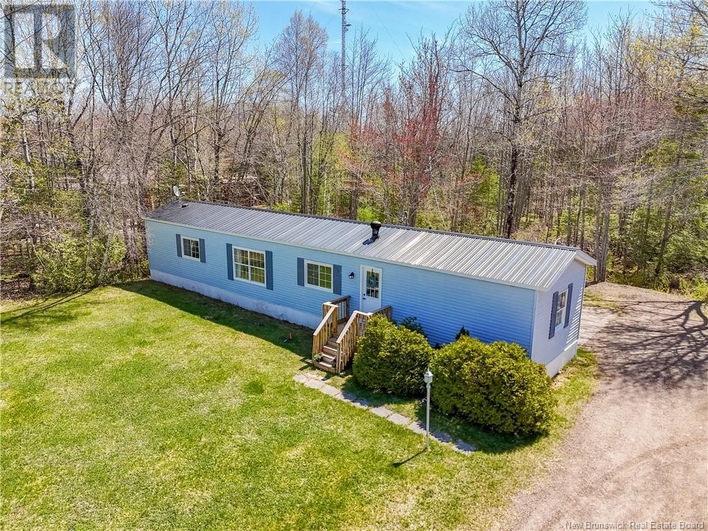 108 Old Harvey Road, Mcadam, New Brunswick  E6J 1B4 - Photo 23 - NB118492