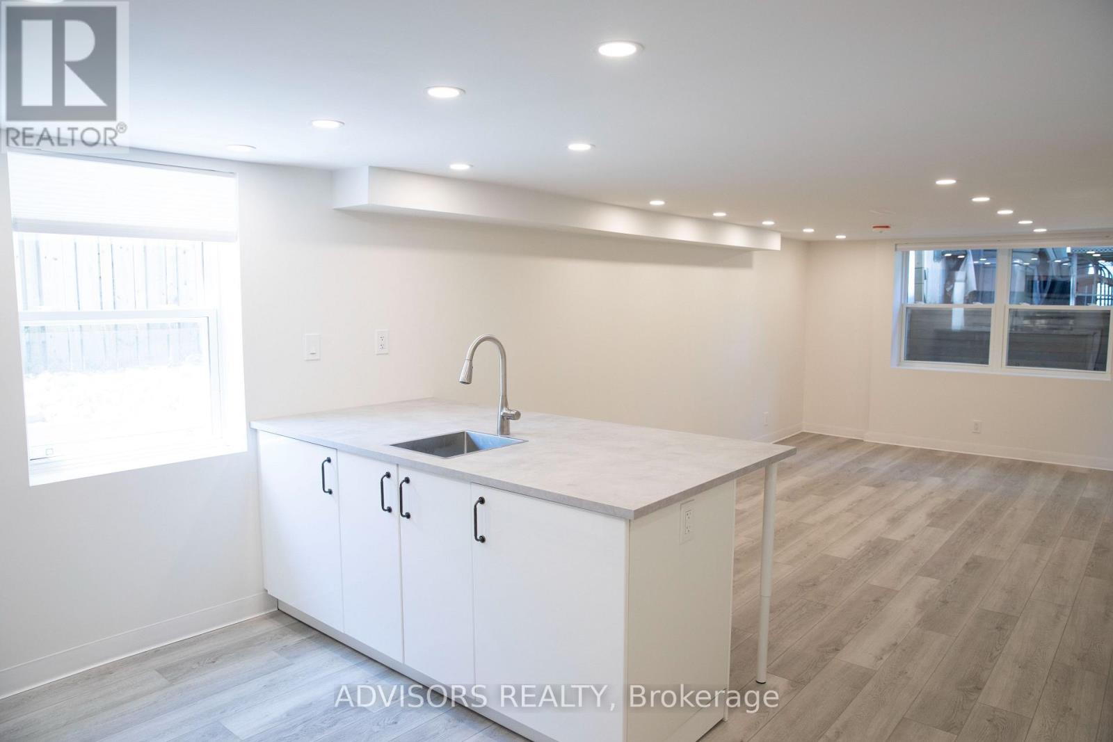 2 - 310 WEST 2ND STREET, Hamilton, Ontario