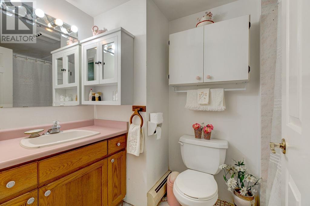 8166 11th Avenue, Burnaby, British Columbia  V3N 2N9 - Photo 16 - R2995422