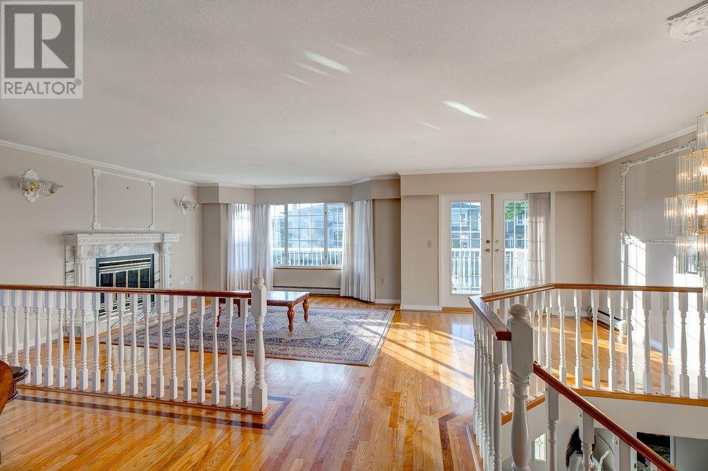 8166 11th Avenue, Burnaby, British Columbia  V3N 2N9 - Photo 3 - R2995422