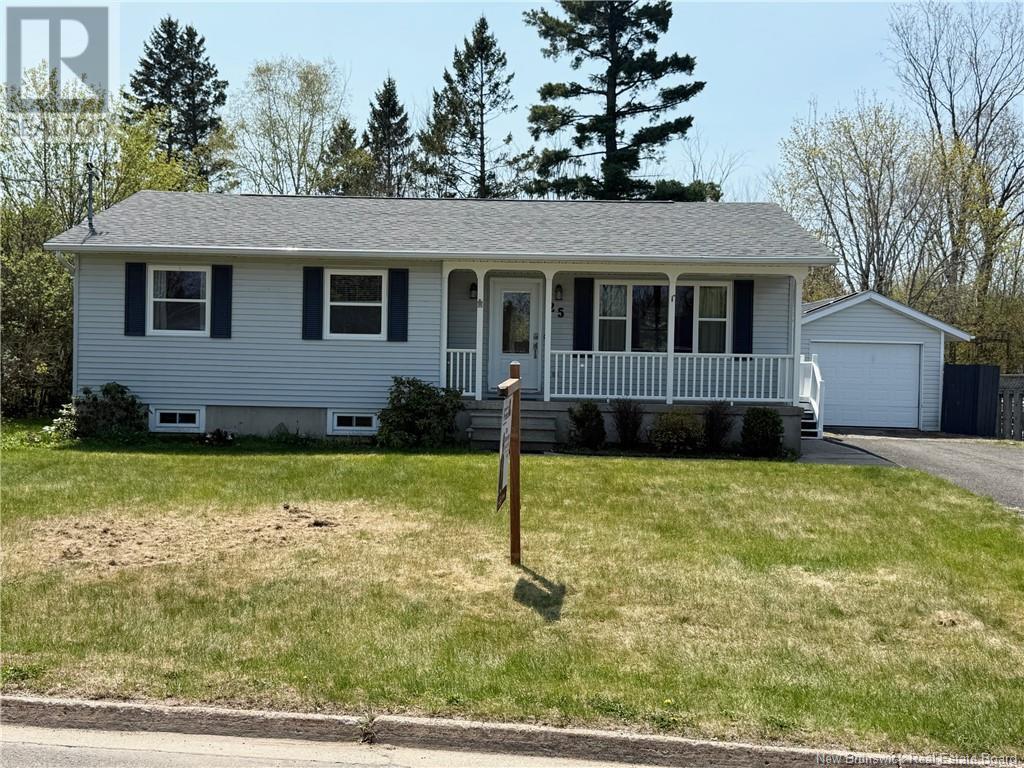 25 Cortland Street, New Maryland, New Brunswick
