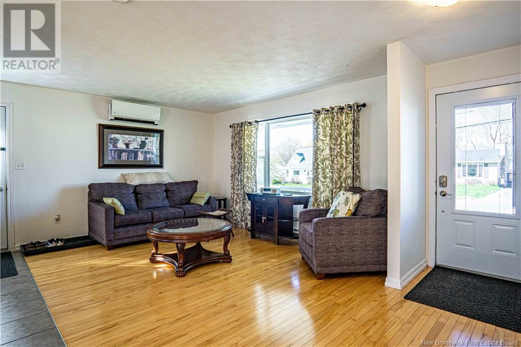 Property at 25 Cortland Street image 2