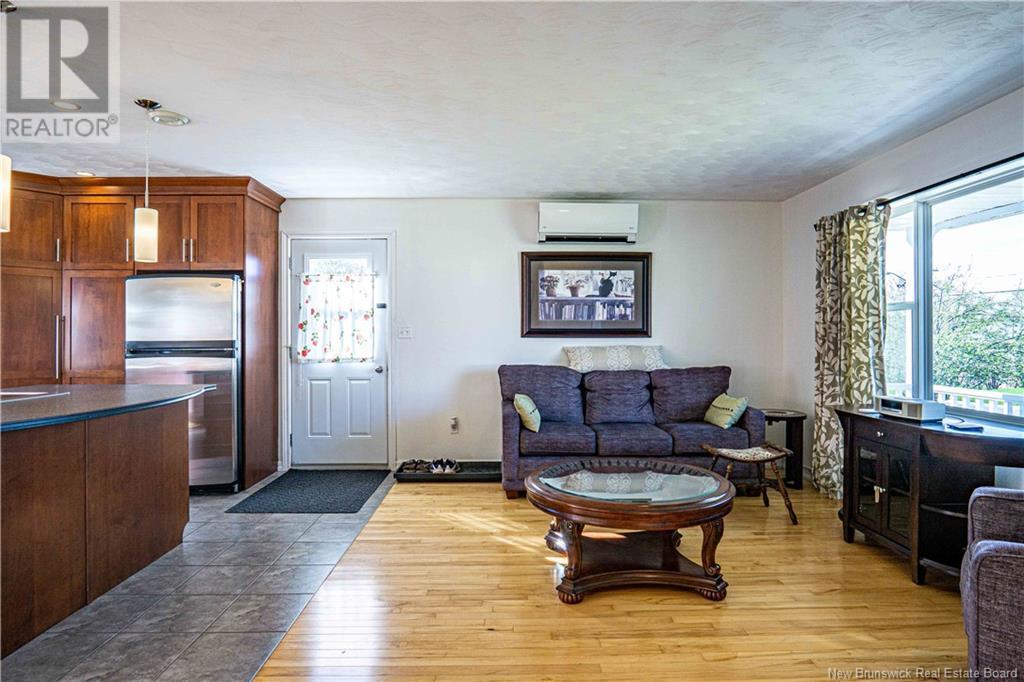Property at 25 Cortland Street image 3
