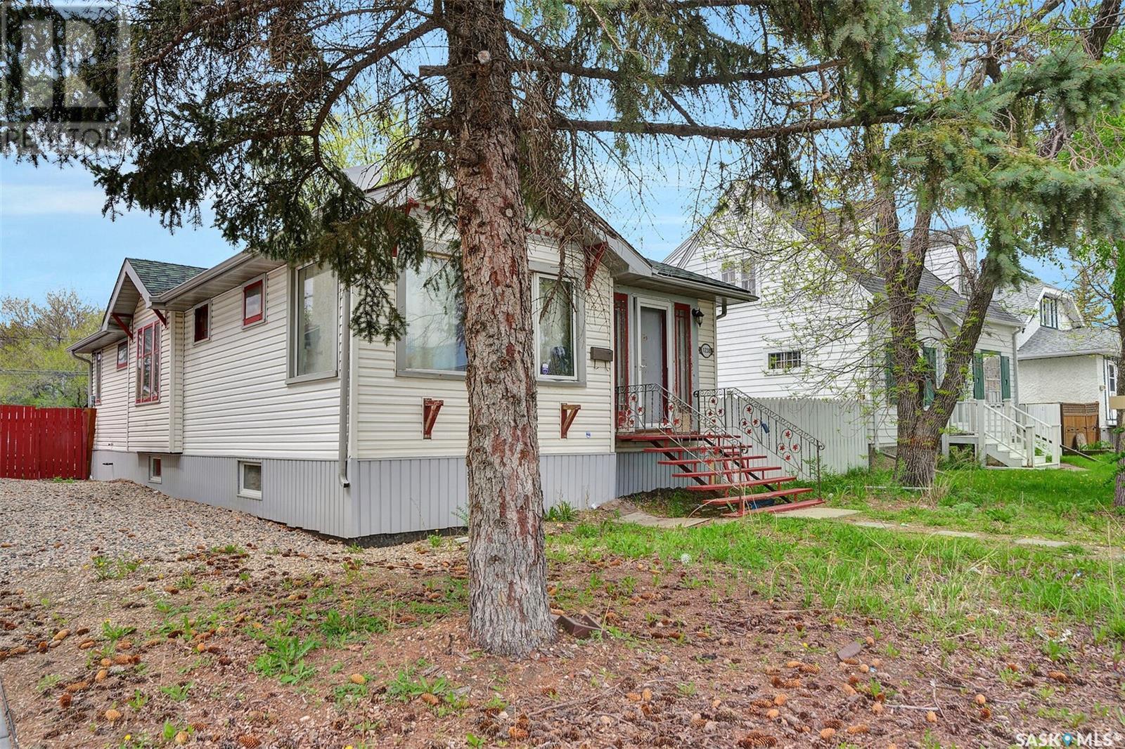 Property at 1238 Elphinstone STREET image