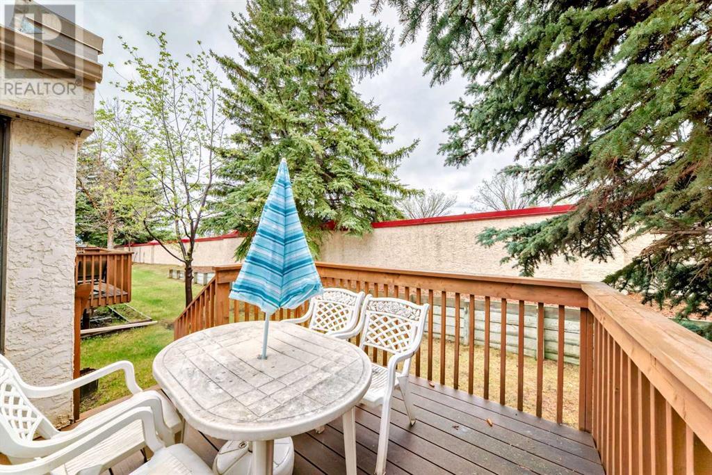 22 Sandarac Circle Nw, Calgary, Alberta  T3K 3G7 - Photo 13 - A2220707