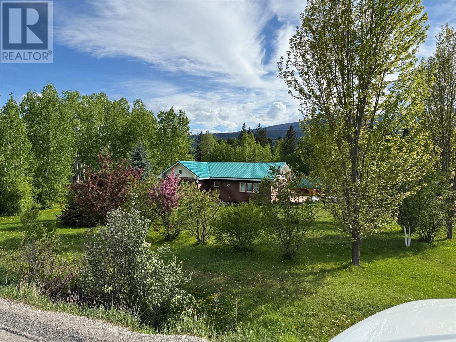 3402 Highway 95 Highway, Parson, British Columbia  V0A 1L0 - Photo 2 - 10347849