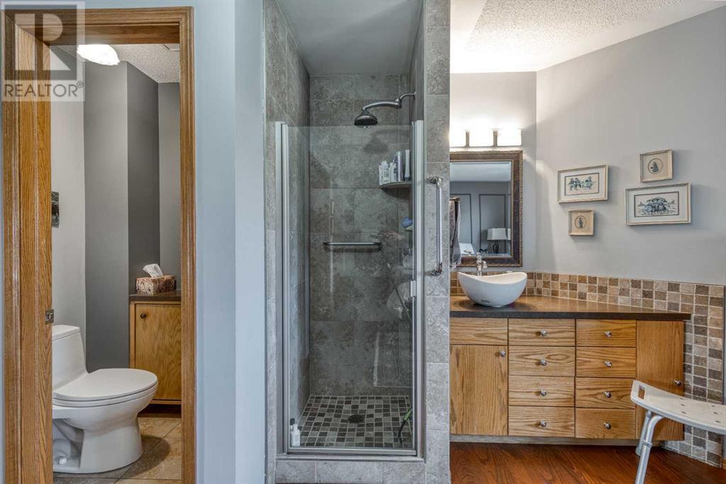 42 Riverview Drive, Cochrane, Alberta  T4C 1K1 - Photo 18 - A2197446
