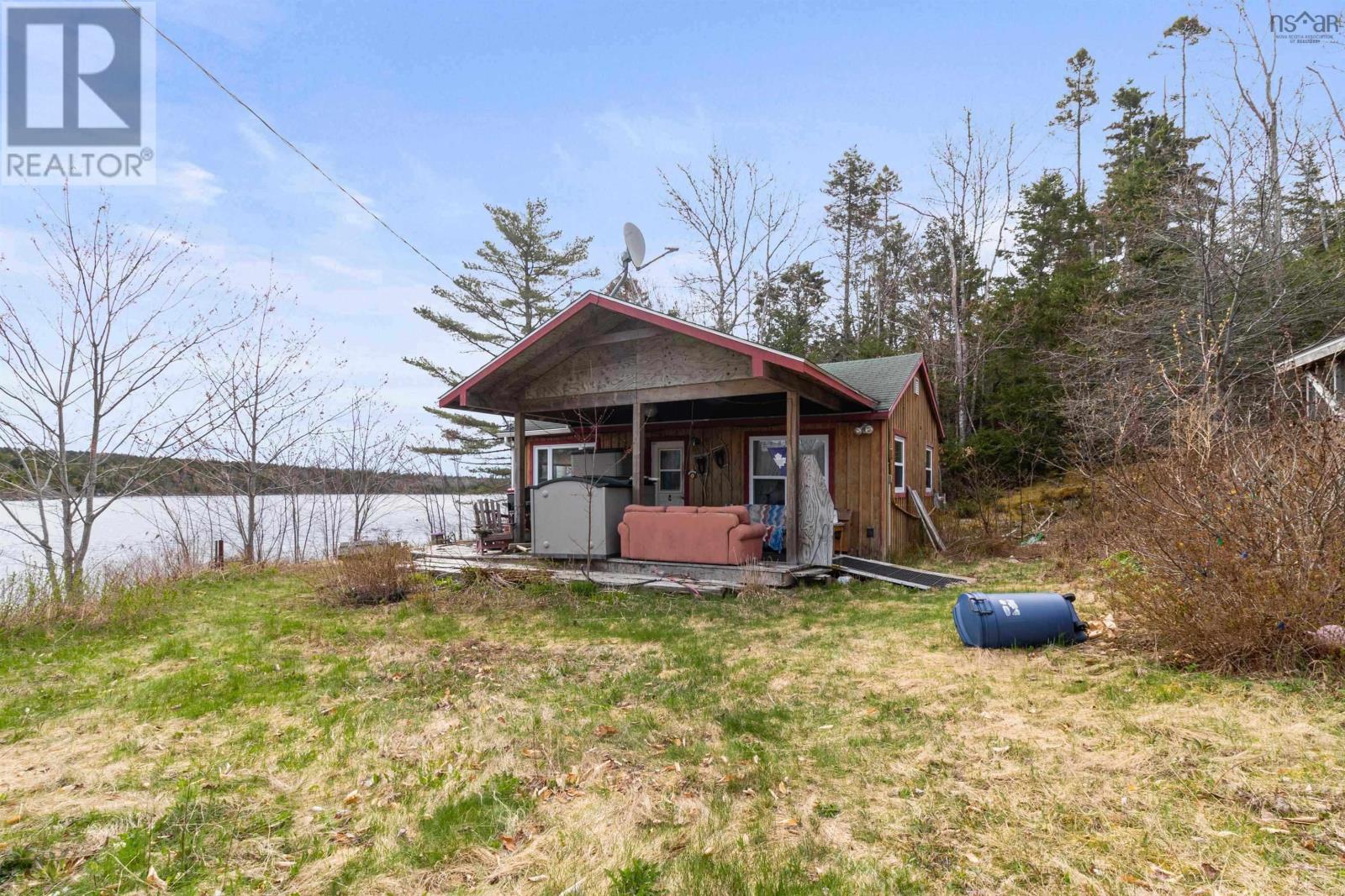Property at 832 Upper Lakeville Road image 3