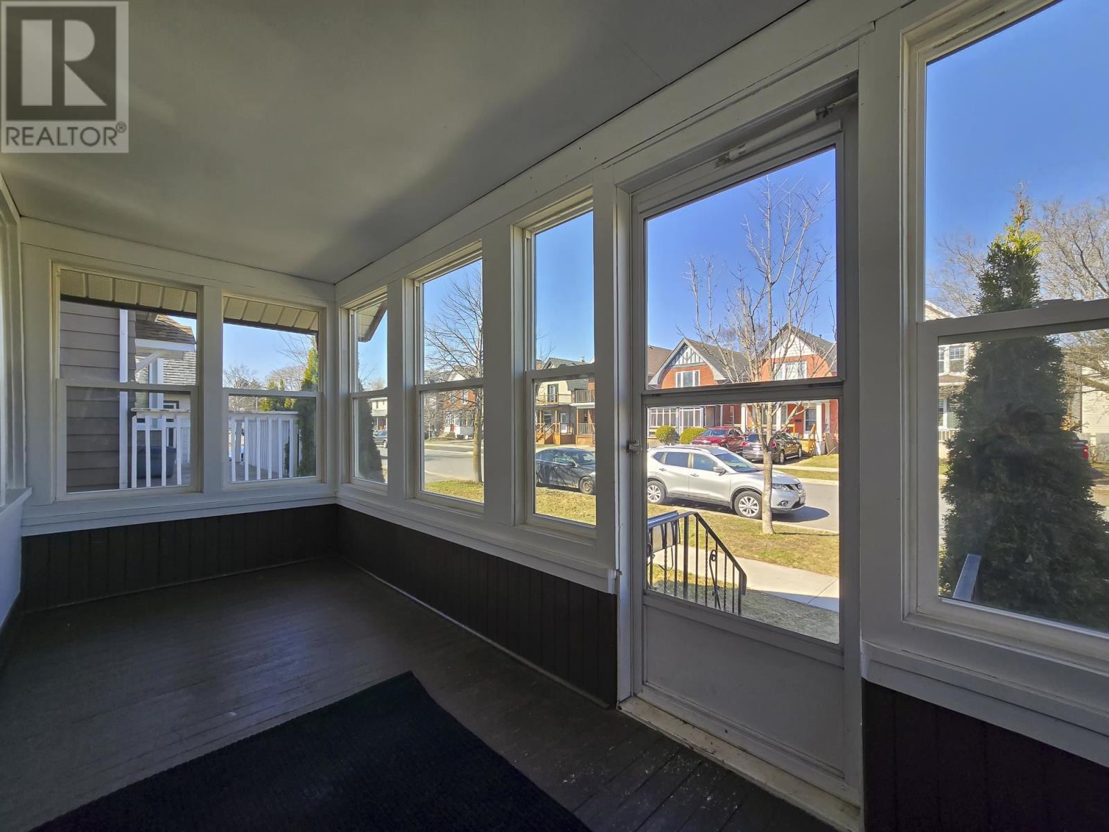 Property at 348 Archibald ST N image 3