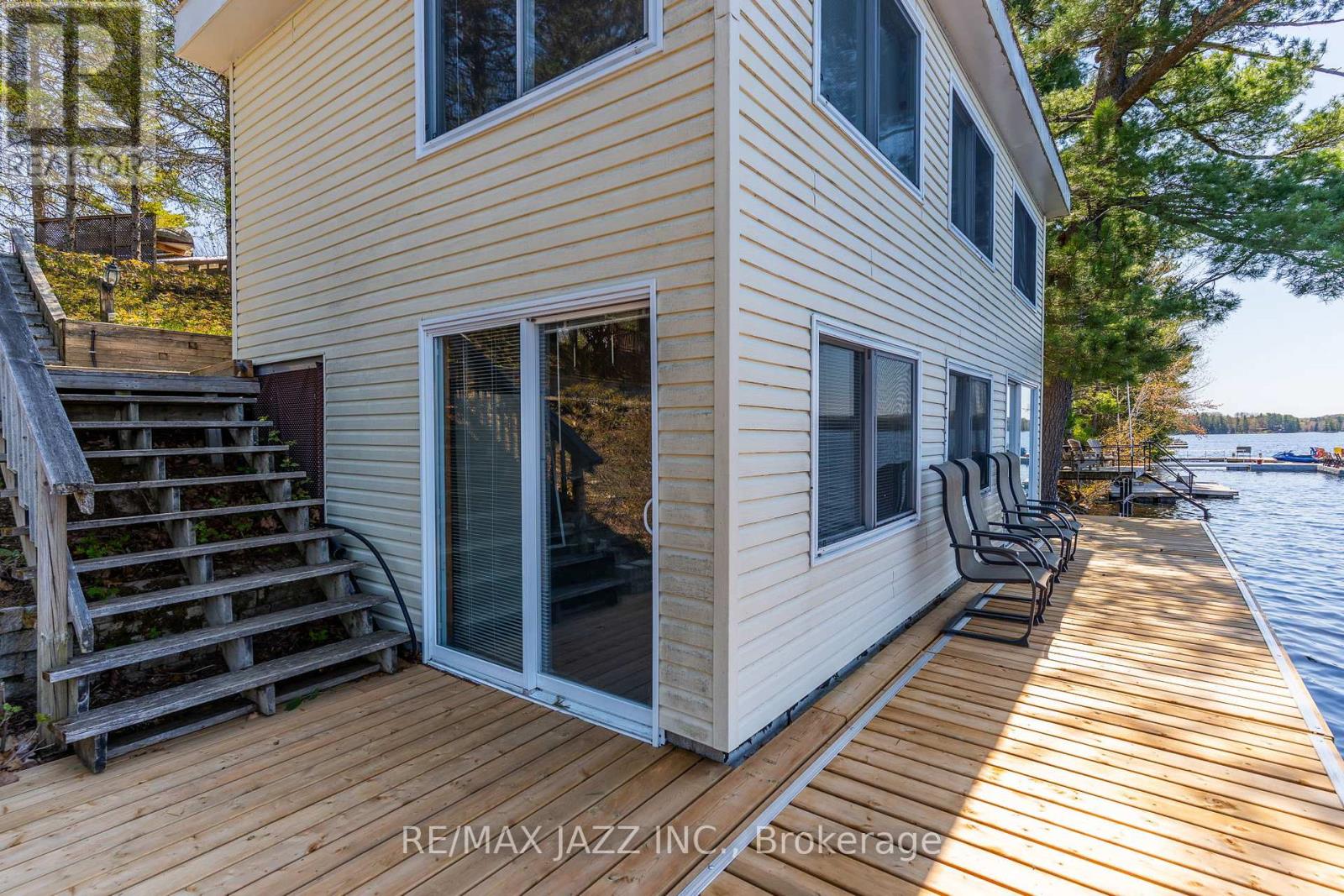 1092 Briscoe Drive, Algonquin Highlands, Ontario  K0M 1J1 - Photo 40 - X12147792