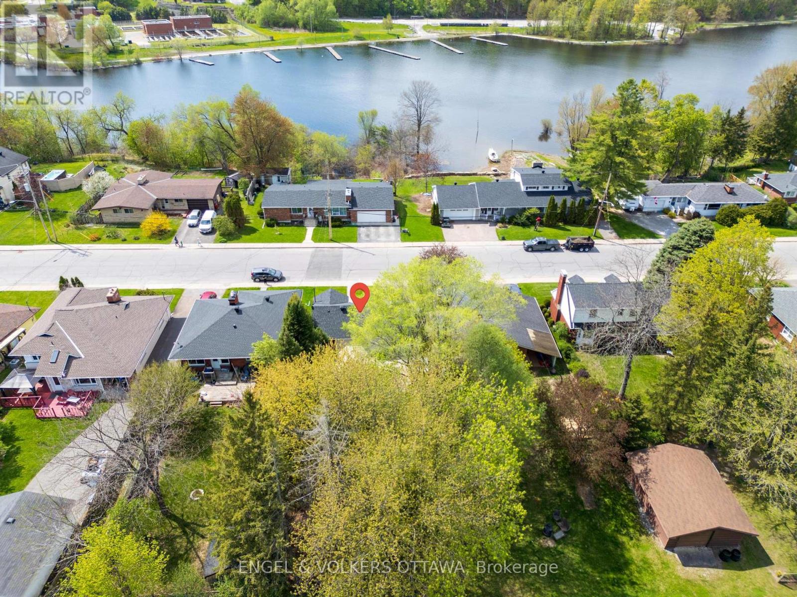 115 Riverview Drive, Arnprior, Ontario  K7S 2G3 - Photo 31 - X12148021