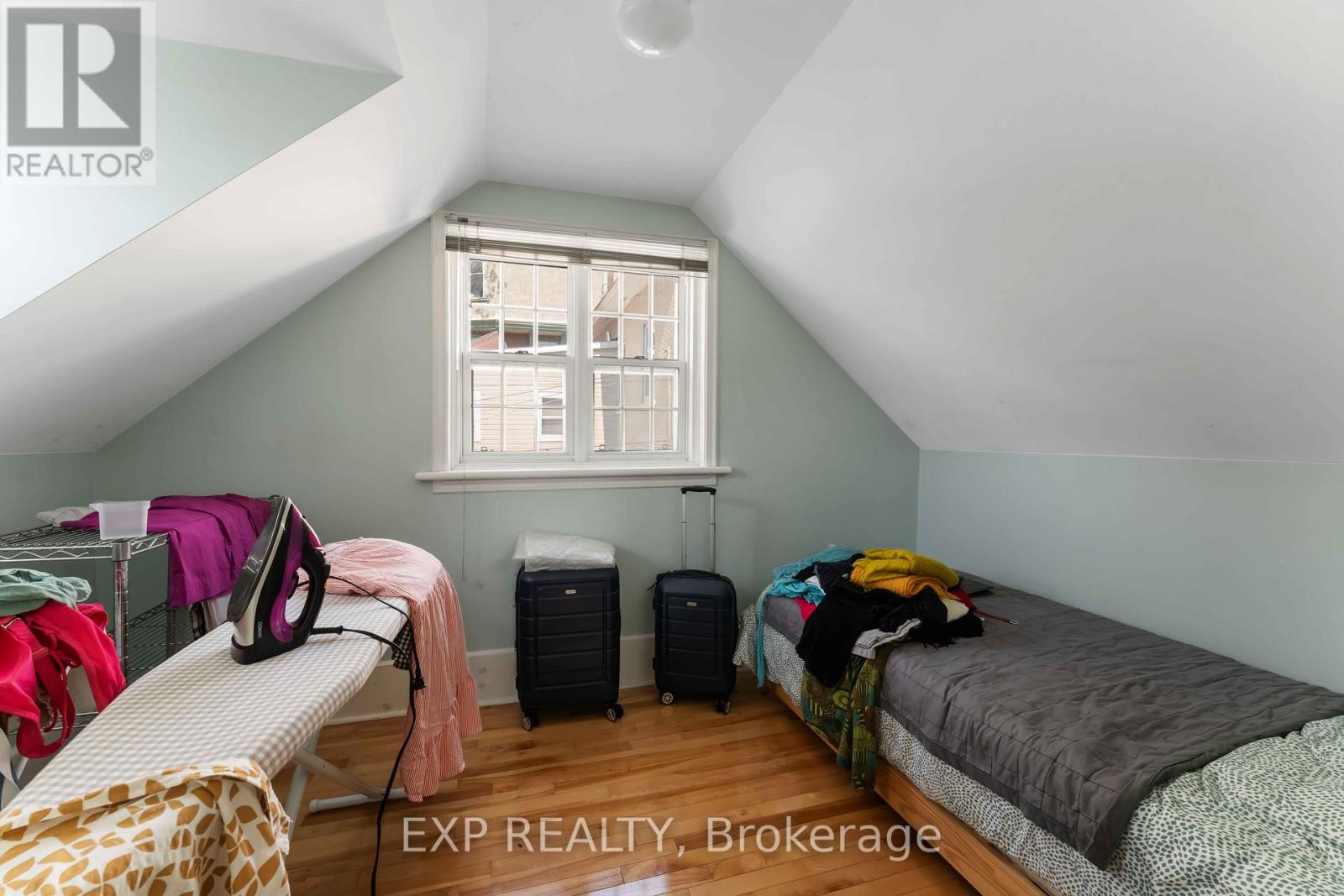 183 Augusta Street, Ottawa, Ontario  K1N 8B9 - Photo 14 - X12148060