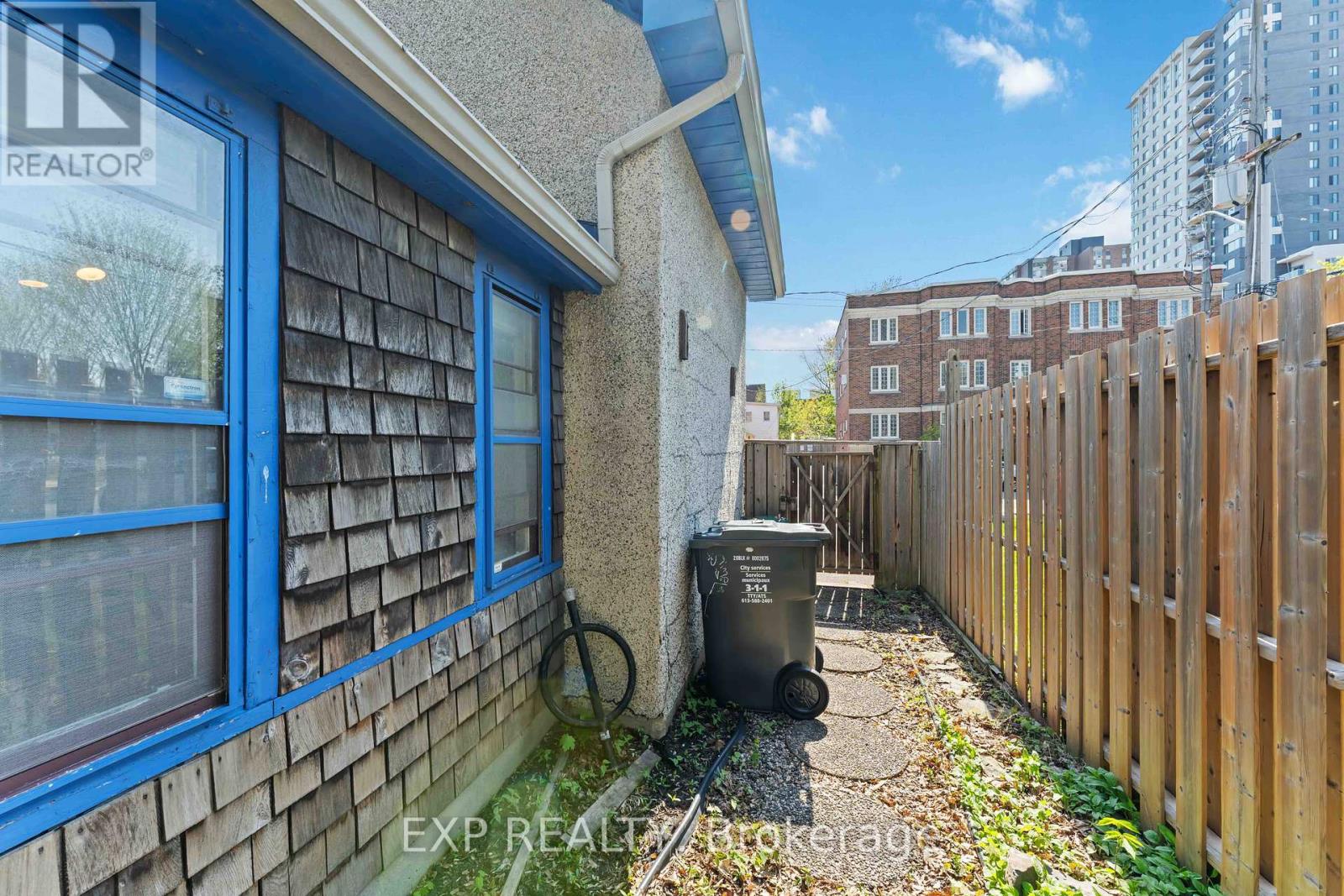 183 Augusta Street, Ottawa, Ontario  K1N 8B9 - Photo 28 - X12148060