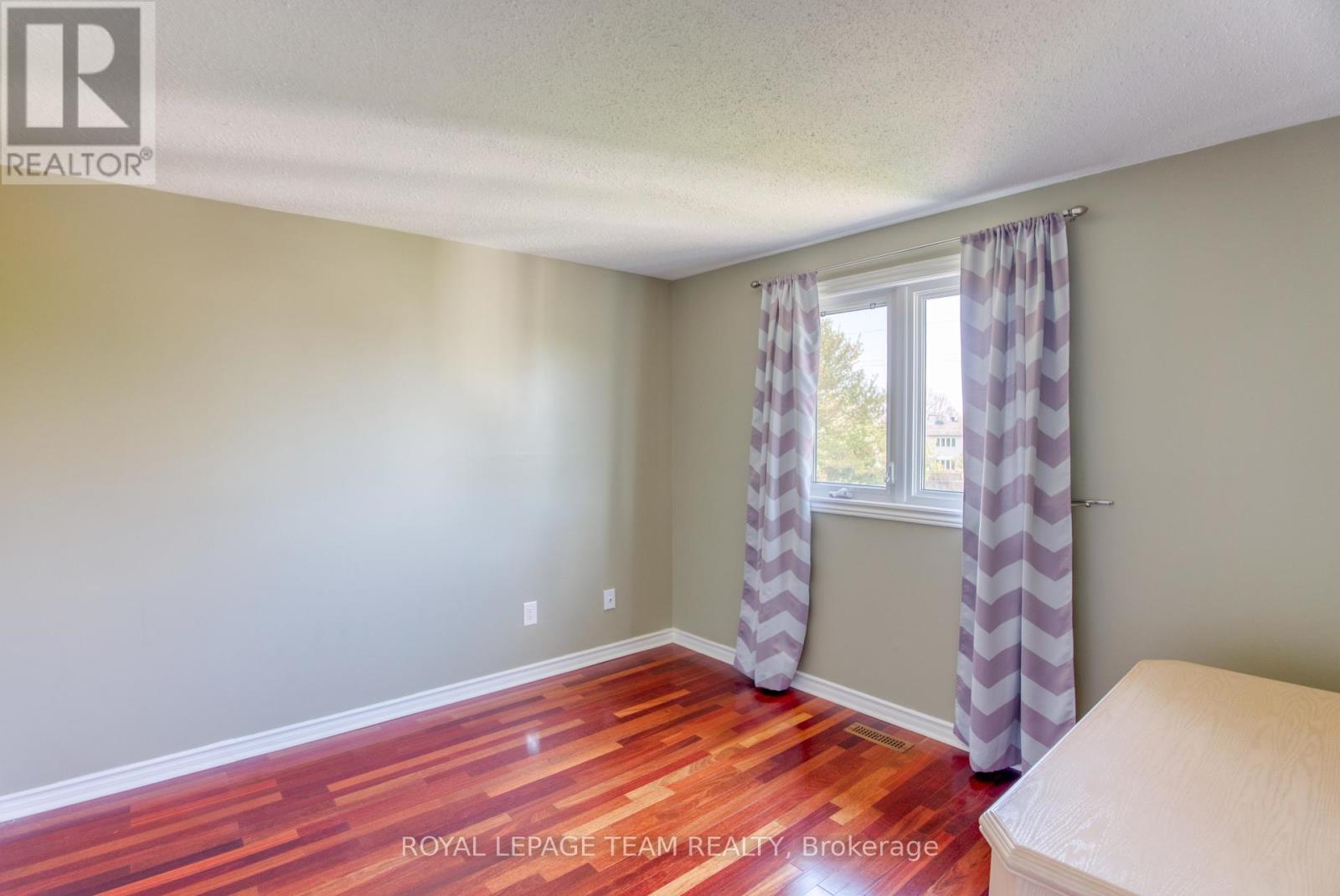 23 Tulane Crescent, Ottawa, Ontario  K2J 2G2 - Photo 14 - X12148067