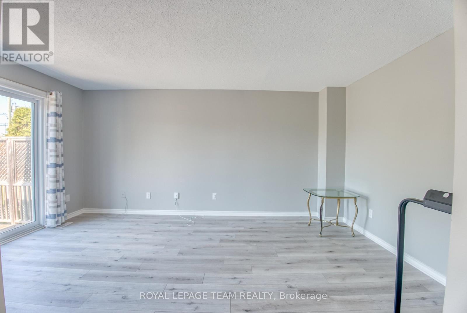 23 Tulane Crescent, Ottawa, Ontario  K2J 2G2 - Photo 9 - X12148067