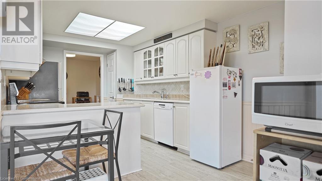 265 Westcourt Place Unit# 705, Waterloo, Ontario  N2L 6E4 - Photo 19 - 40723115