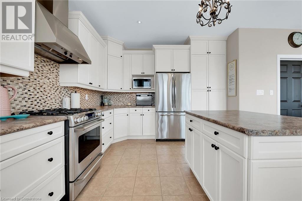 56 Nanaimo Crescent, Stoney Creek, Ontario  L8E 0C9 - Photo 10 - 40728789