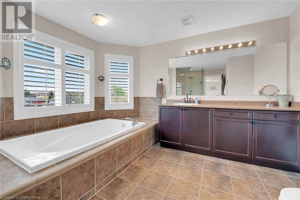 56 Nanaimo Crescent, Stoney Creek, Ontario  L8E 0C9 - Photo 31 - 40728789