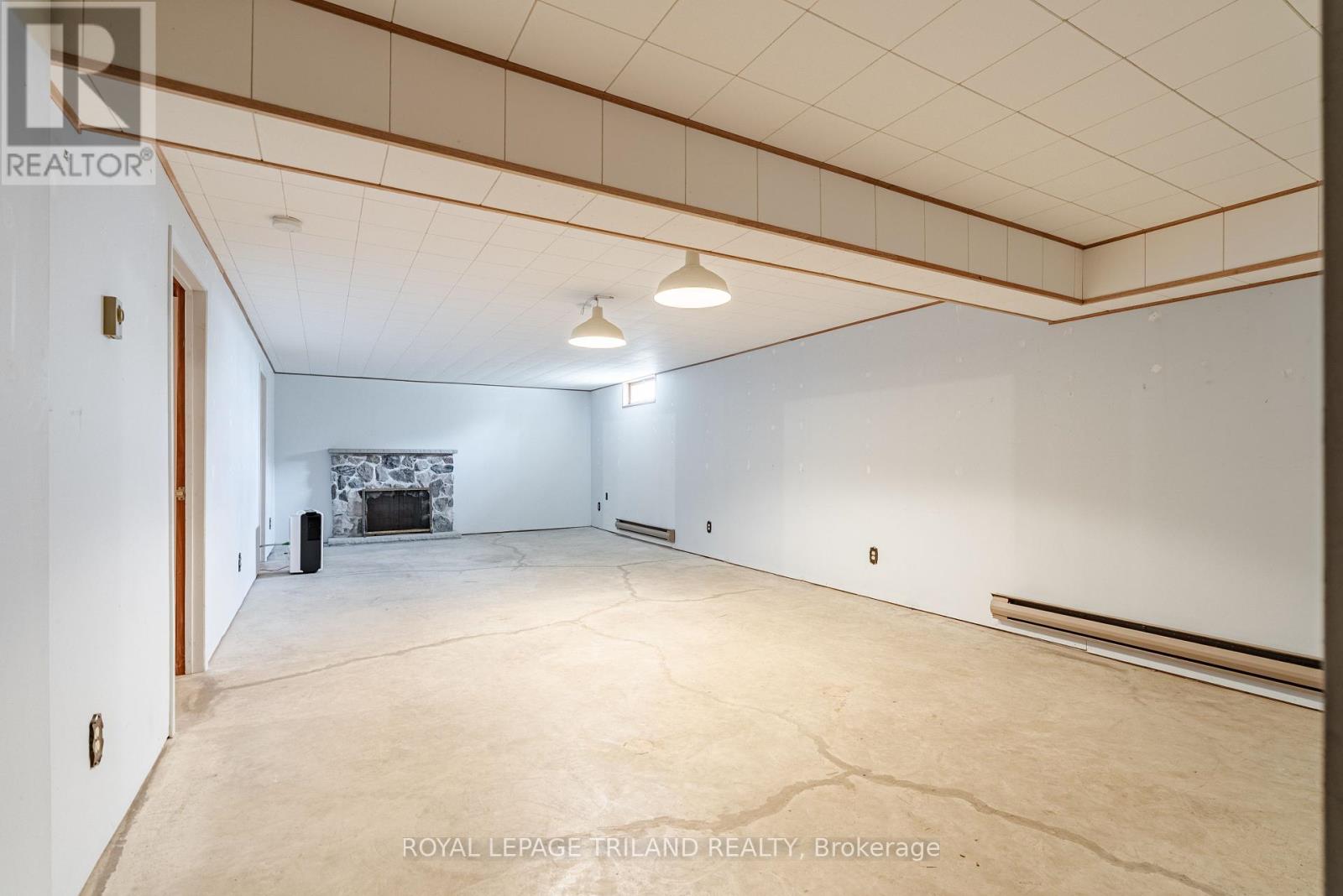 15295 Dorchester Road, Malahide, Ontario  N0L 1B0 - Photo 27 - X12147984