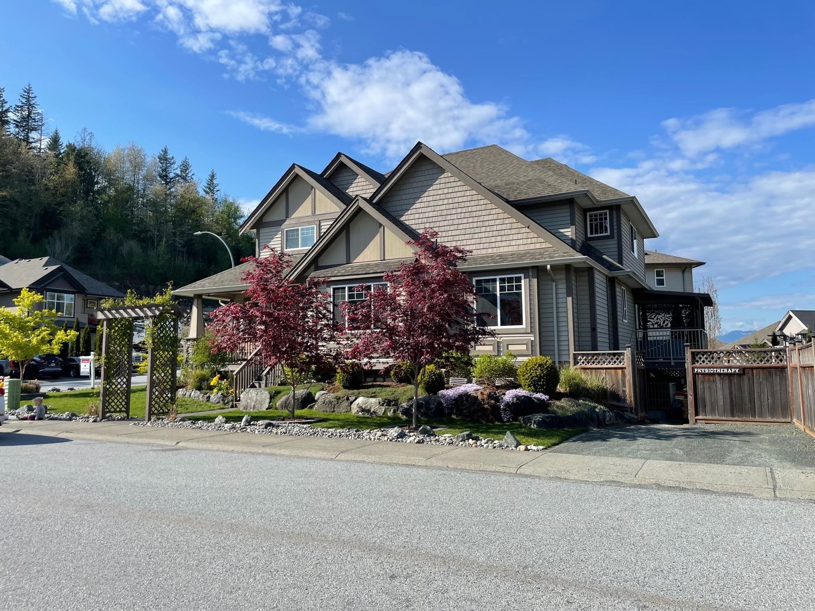 Property at 46213 KERMODE CRESCENT image 3