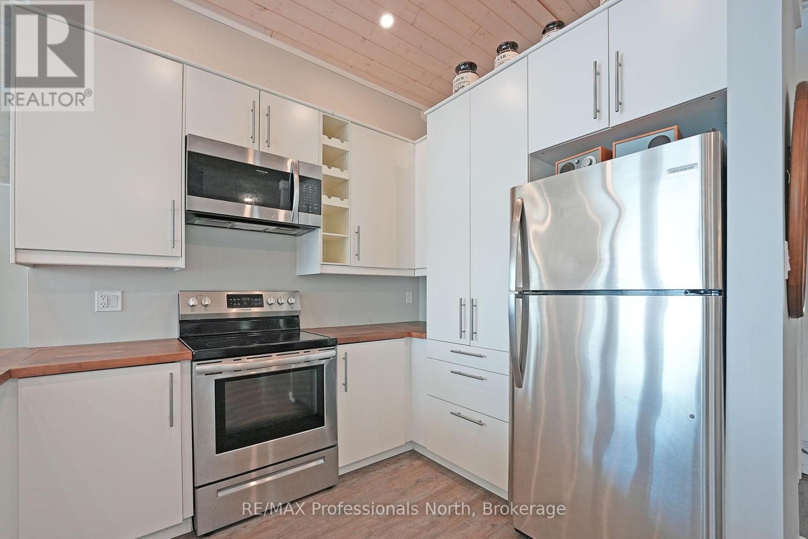 13914 Hwy 35, Minden Hills, Ontario  K0M 2K0 - Photo 10 - X12148017